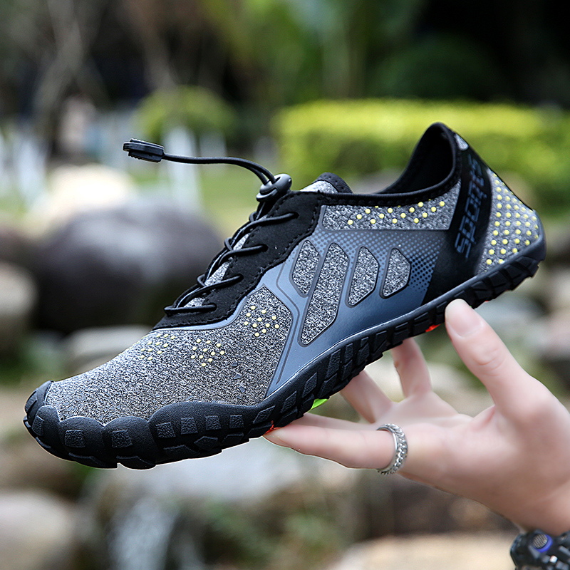 New swimming shoes women boys girls water barefoot beach shoes upstream breathable sneakers